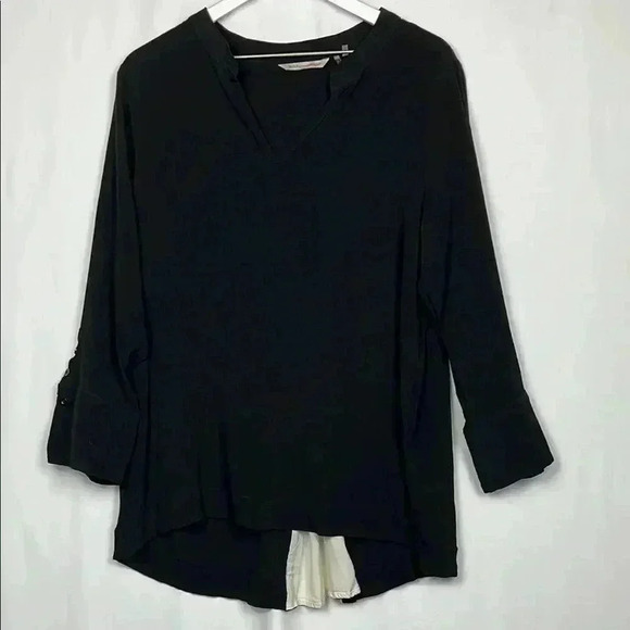 Soft Surroundings Womens Top/Tunic Black 1X Button Down Back Peekaboo Split EUC - Picture 1 of 14
